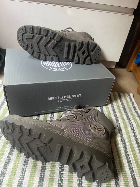 NWOT Palladium Pampa Lite | Men\'s